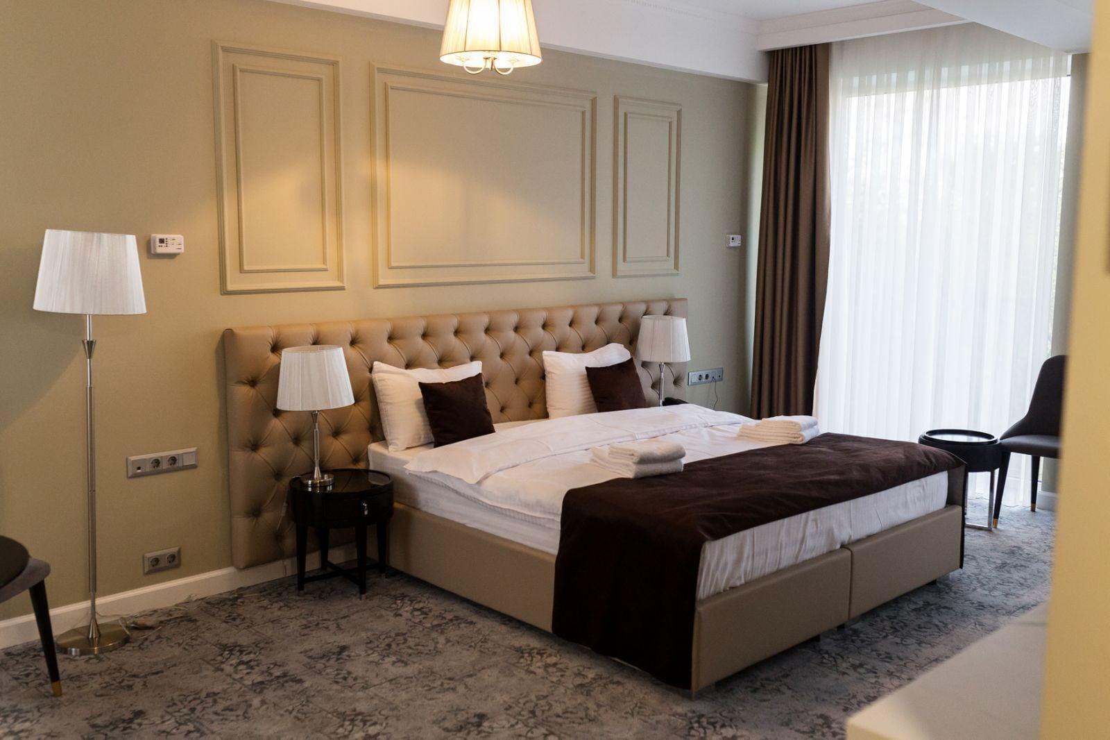 Hotel Royal Park Chişinău Esterno foto