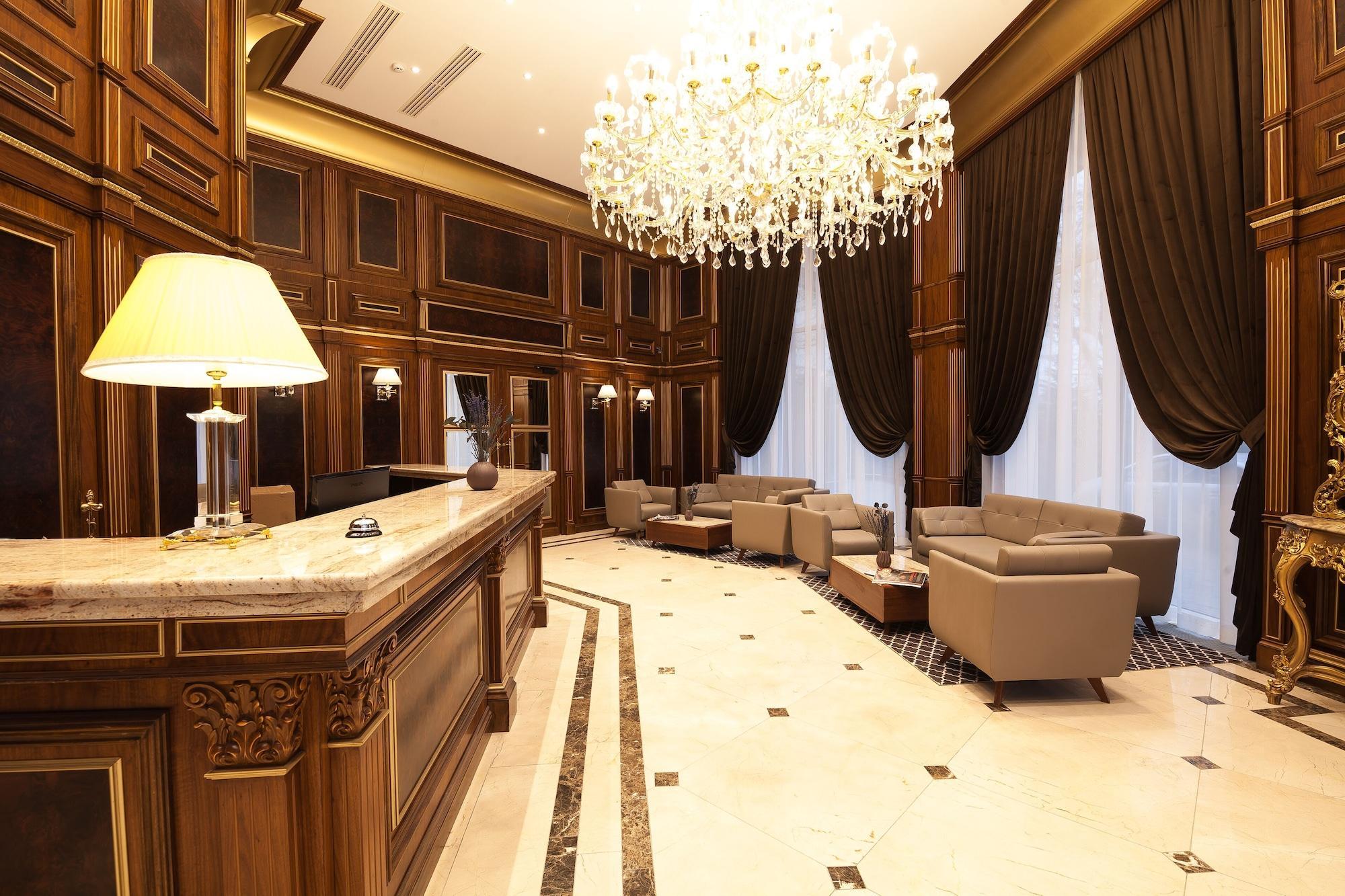 Hotel Royal Park Chişinău Esterno foto