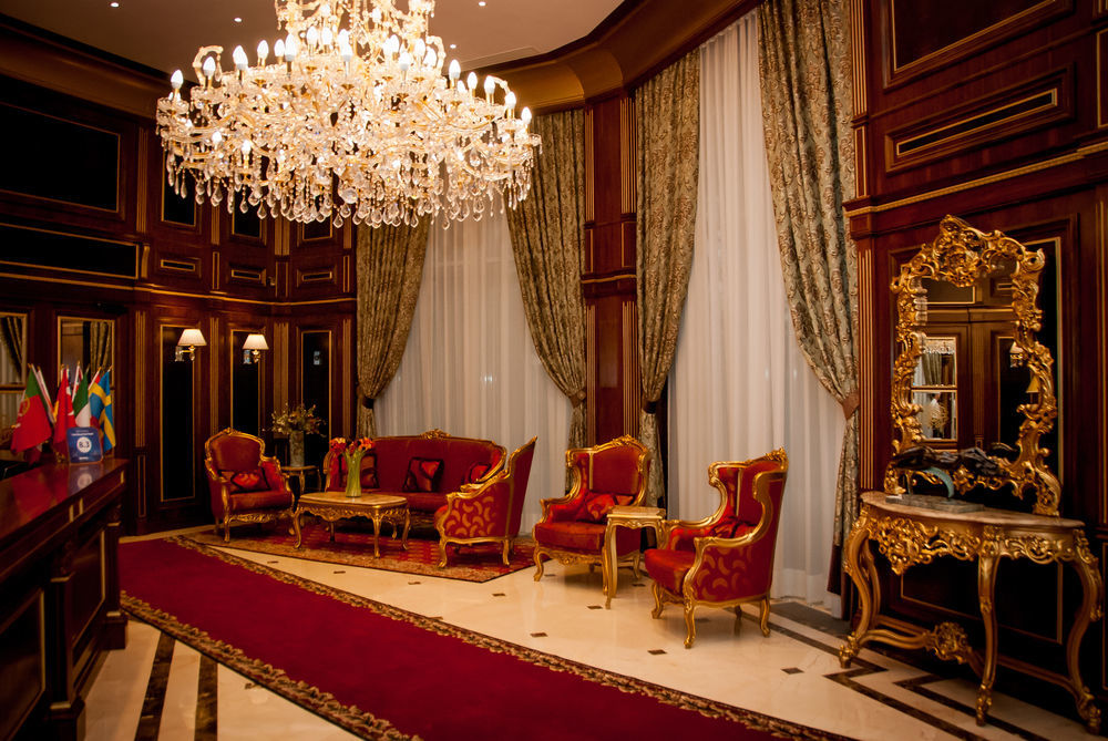 Hotel Royal Park Chişinău Esterno foto